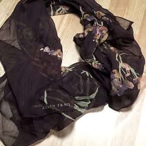 Ellen Tracy scarf